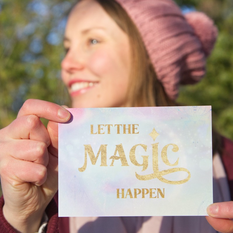 let me magic happen pastelli postikortti – my magical moments